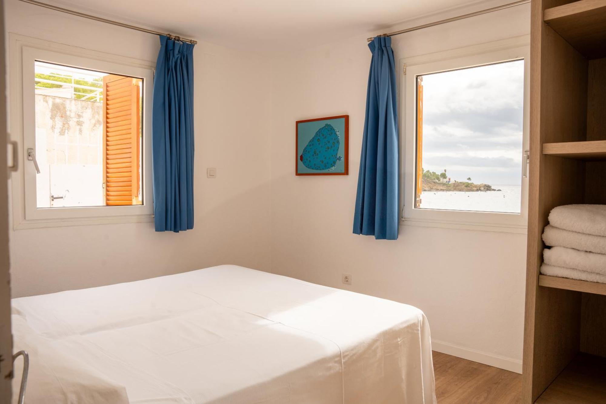 רוזס Santa Llucia Apartaments מראה חיצוני תמונה