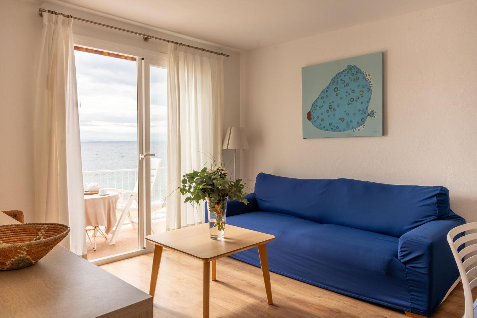 רוזס Santa Llucia Apartaments מראה חיצוני תמונה