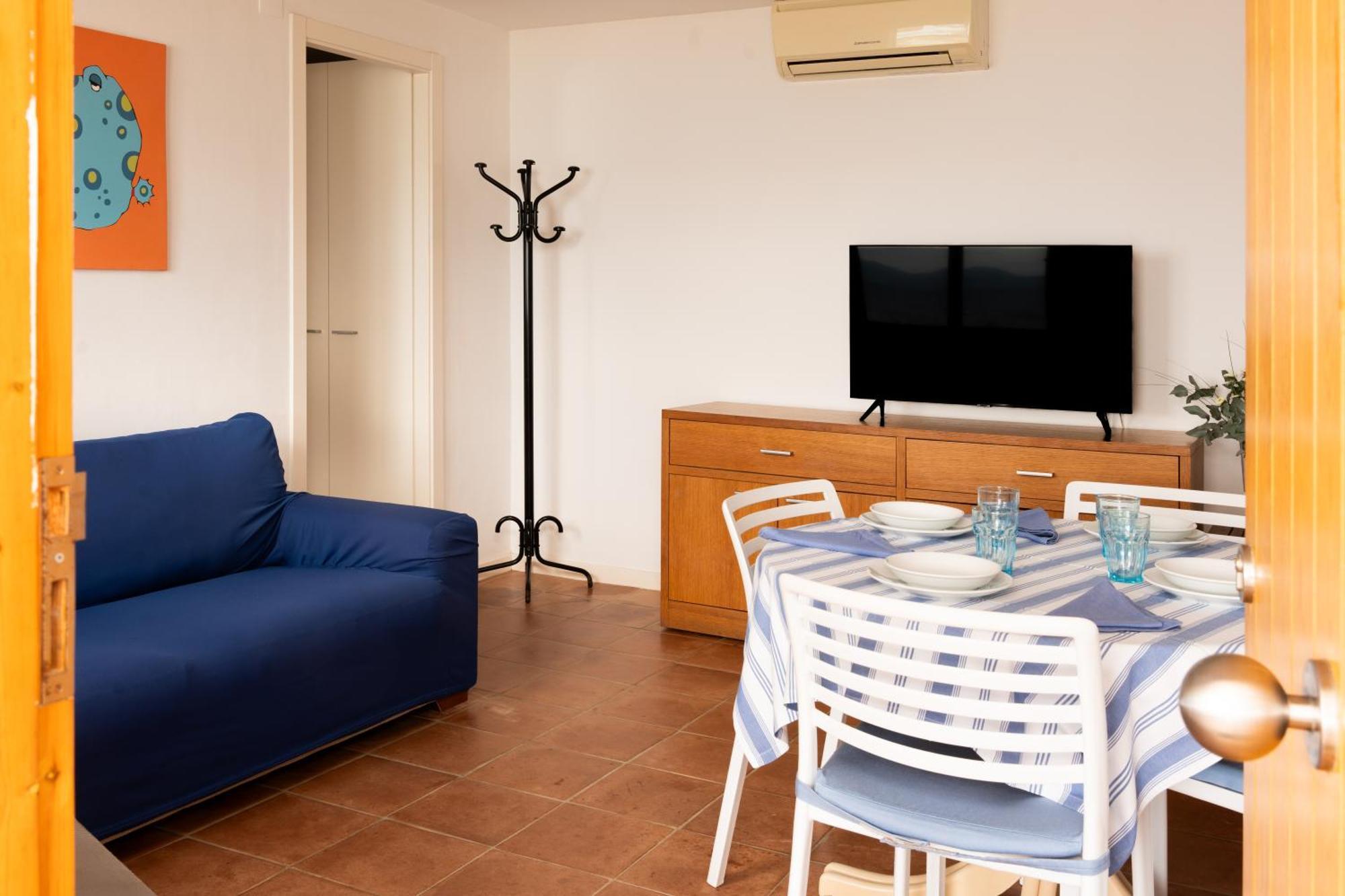 רוזס Santa Llucia Apartaments מראה חיצוני תמונה