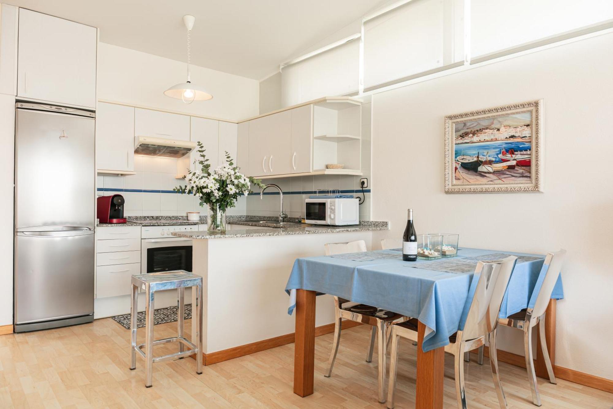 רוזס Santa Llucia Apartaments מראה חיצוני תמונה