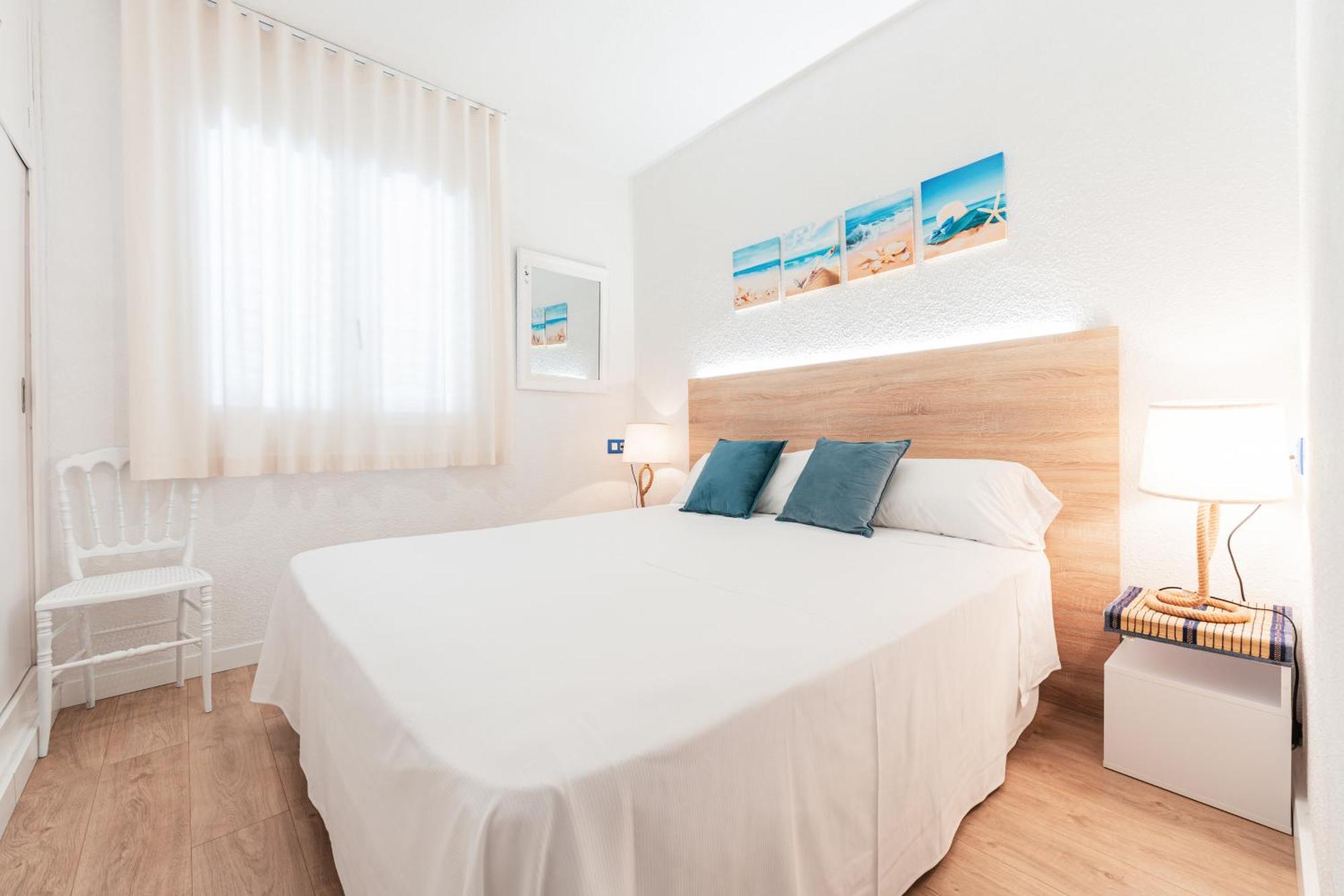 רוזס Santa Llucia Apartaments מראה חיצוני תמונה
